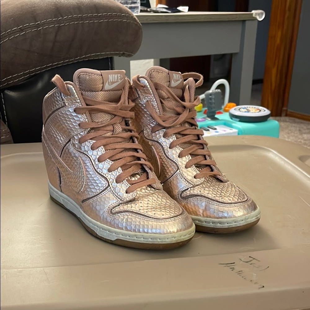 Nike Women's Rose Gold Sky High Sneakers